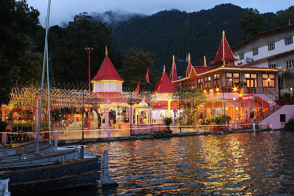 Maa Naina Devi Temple in Nainital