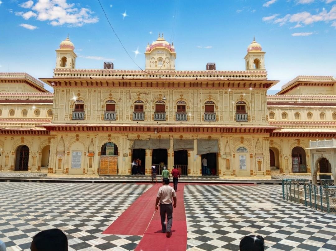 Dashrath Mahal in Ayodhya